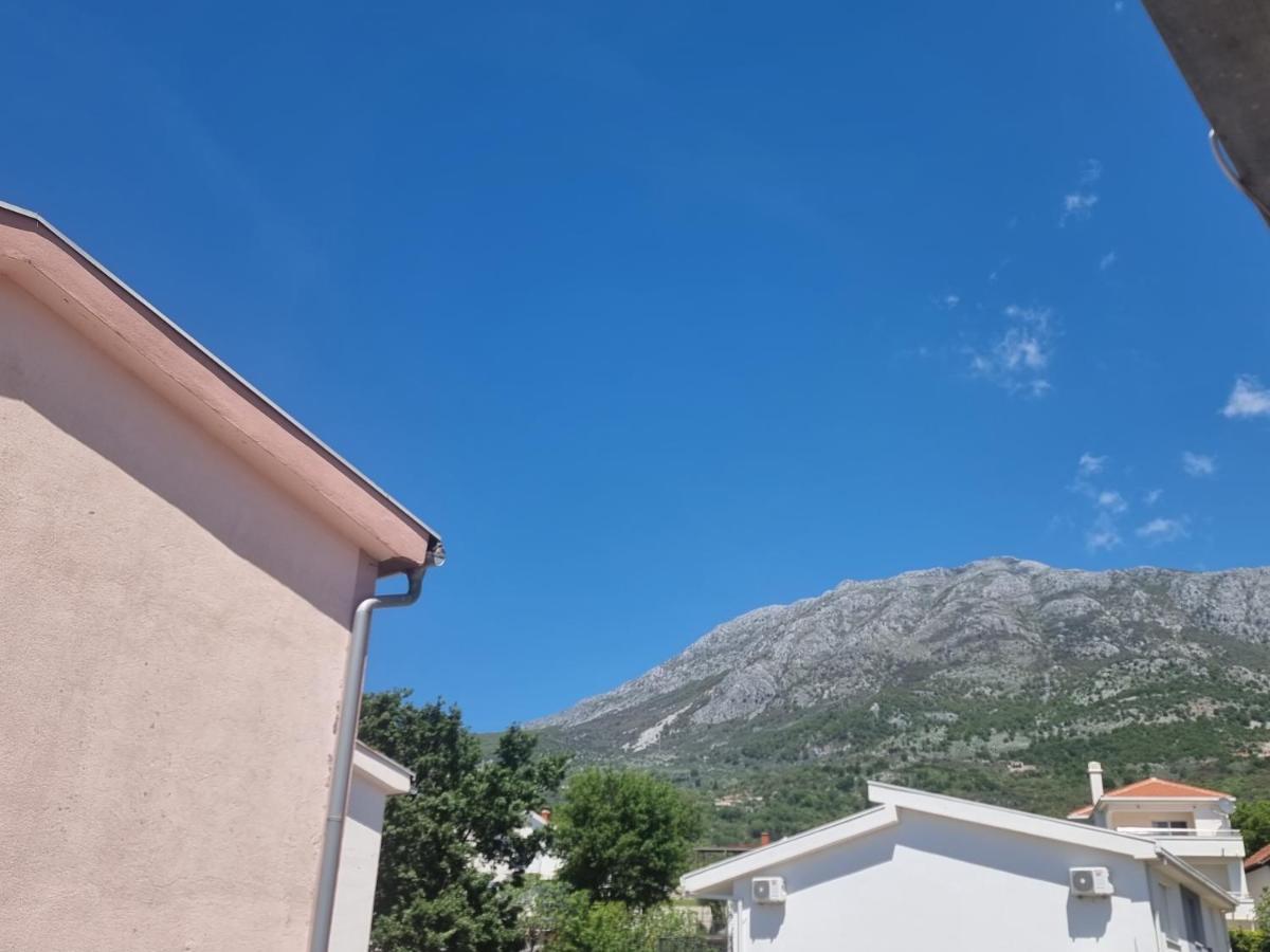 Apartmani Mina Бар Екстериор снимка