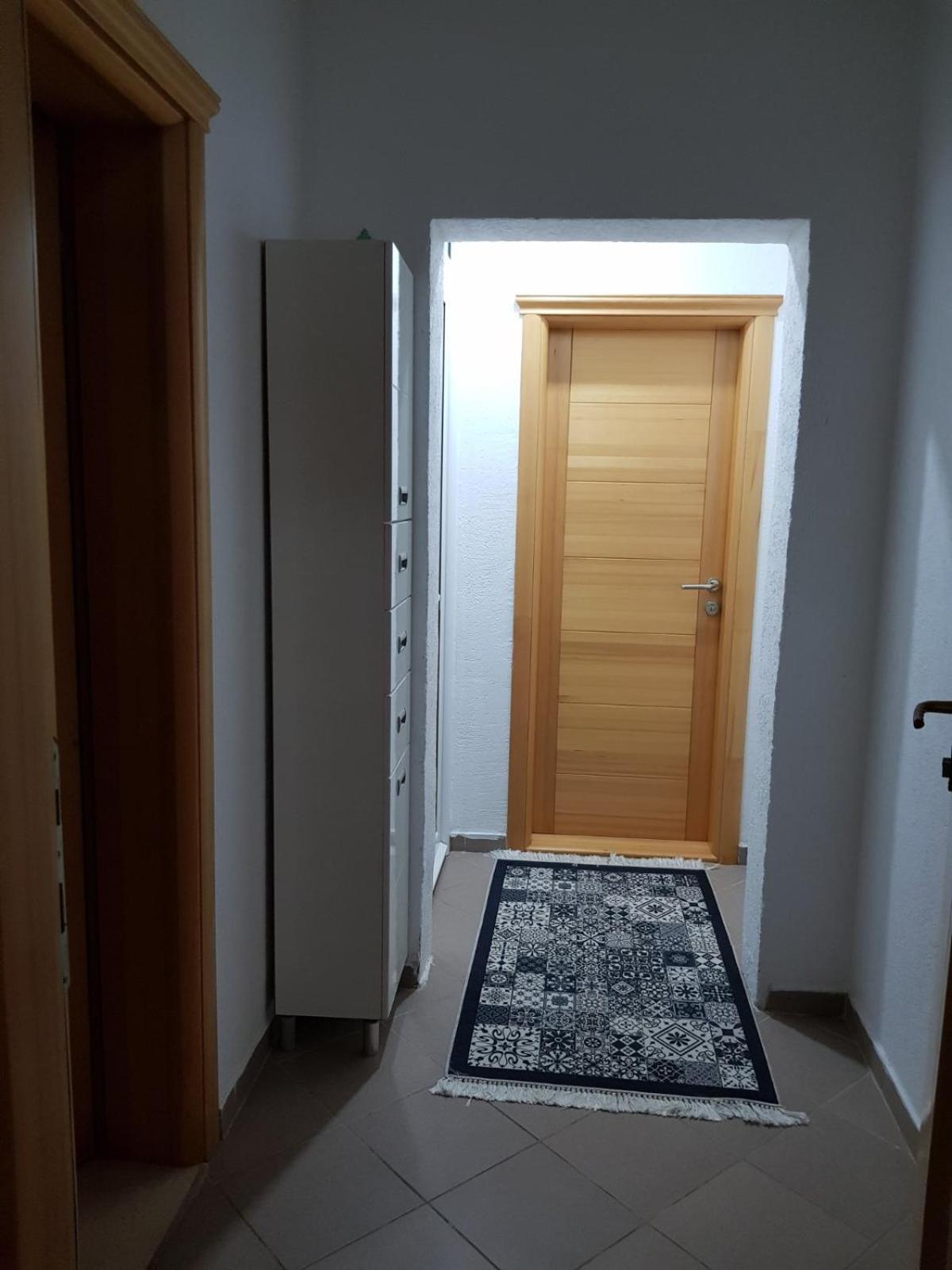 Apartmani Mina Бар Екстериор снимка