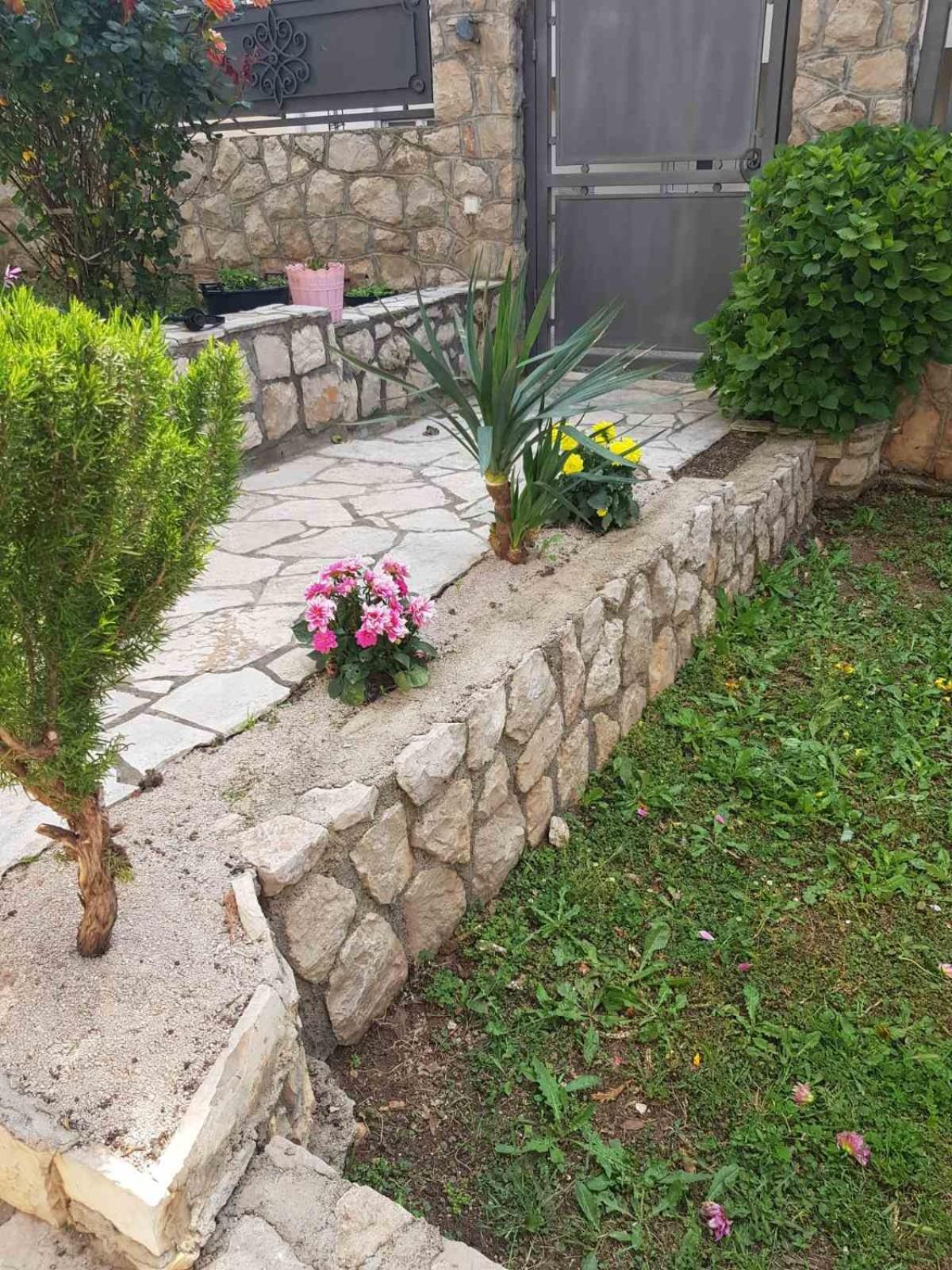 Apartmani Mina Бар Екстериор снимка