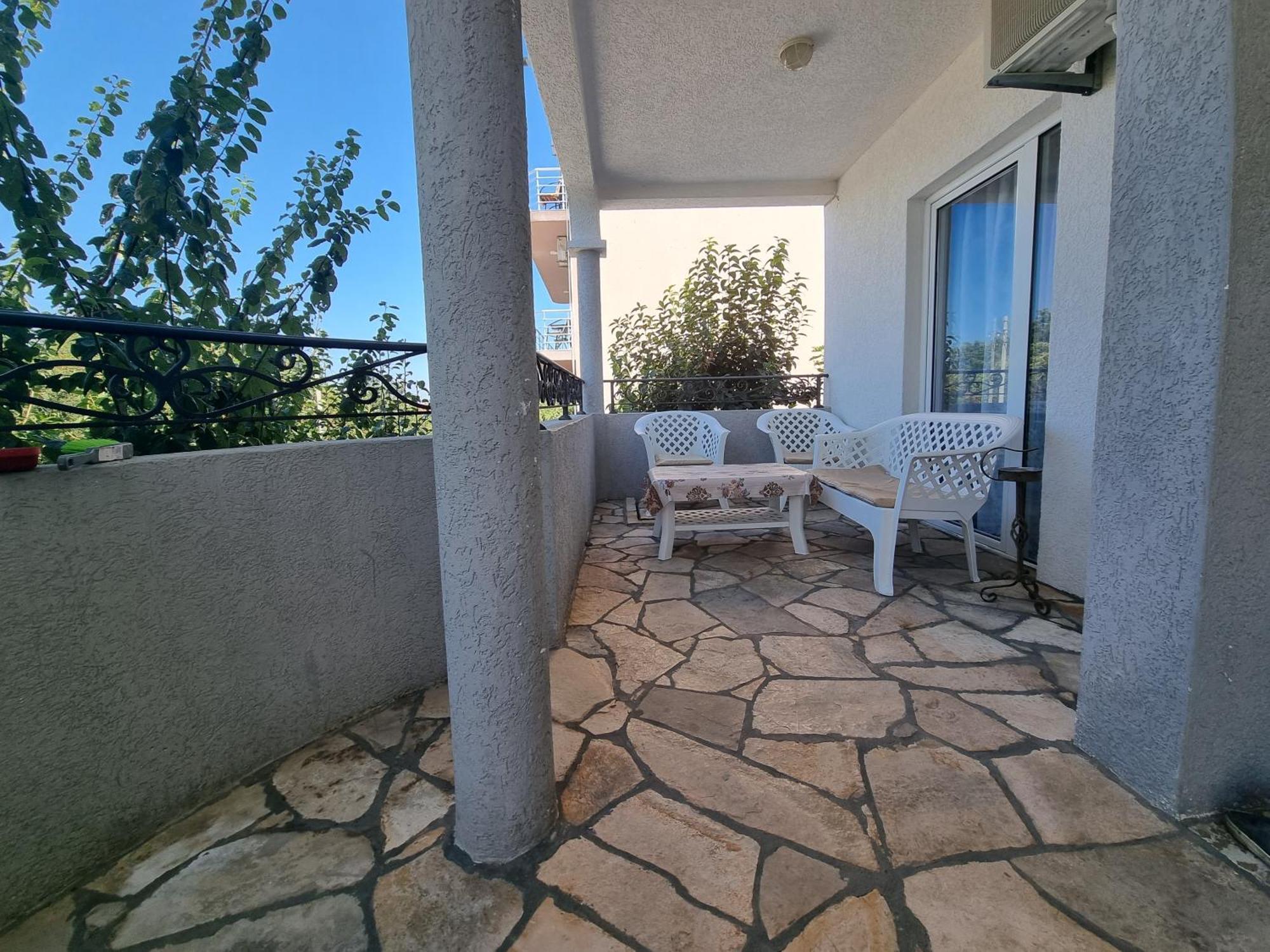 Apartmani Mina Бар Екстериор снимка