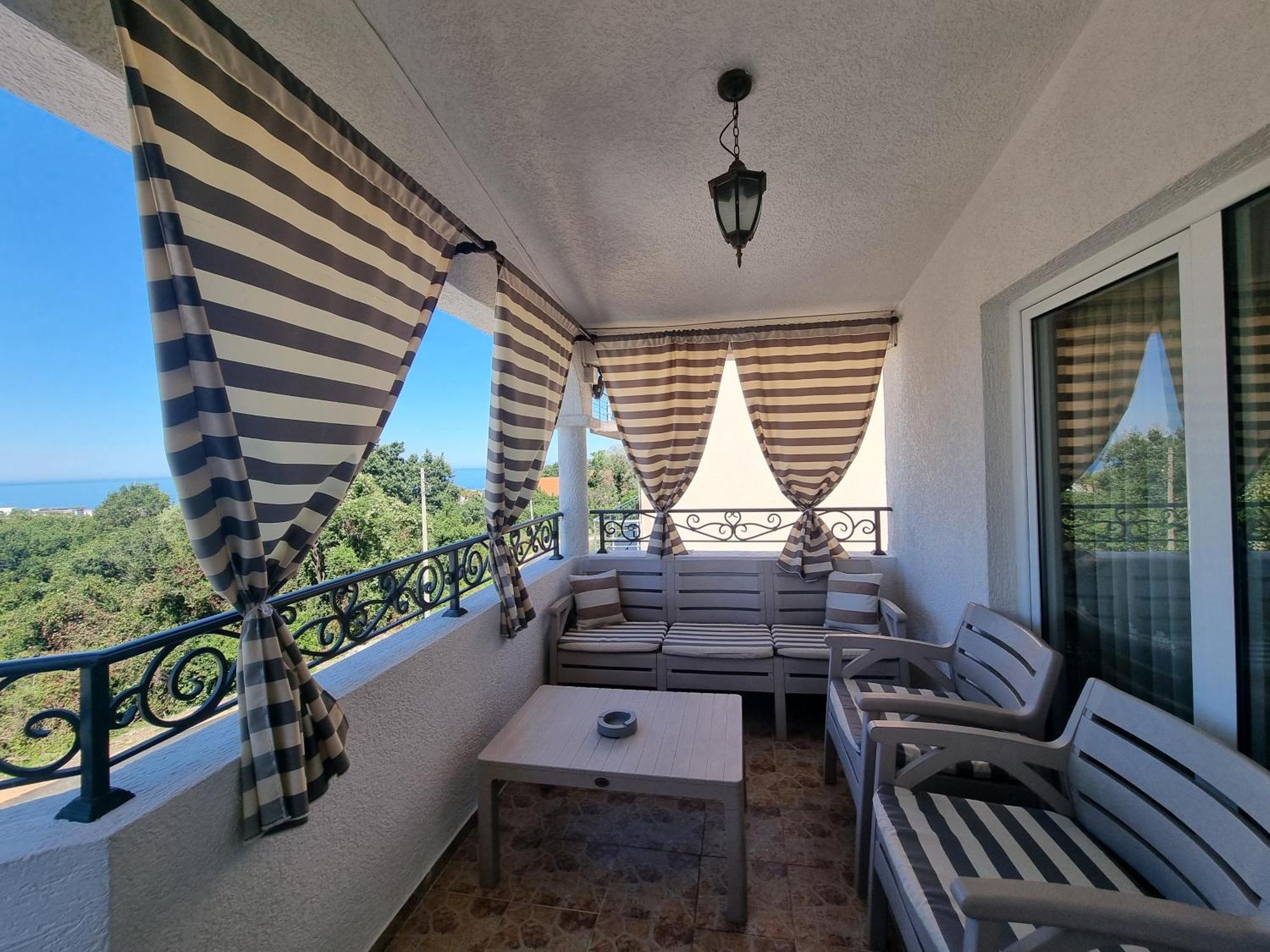 Apartmani Mina Бар Екстериор снимка